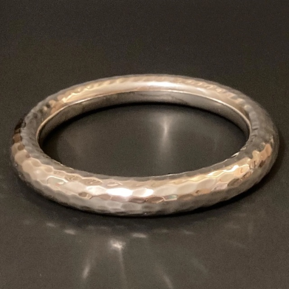 Silpada Sterling Silver Hammered Chunky Bangle Bracelet B1653